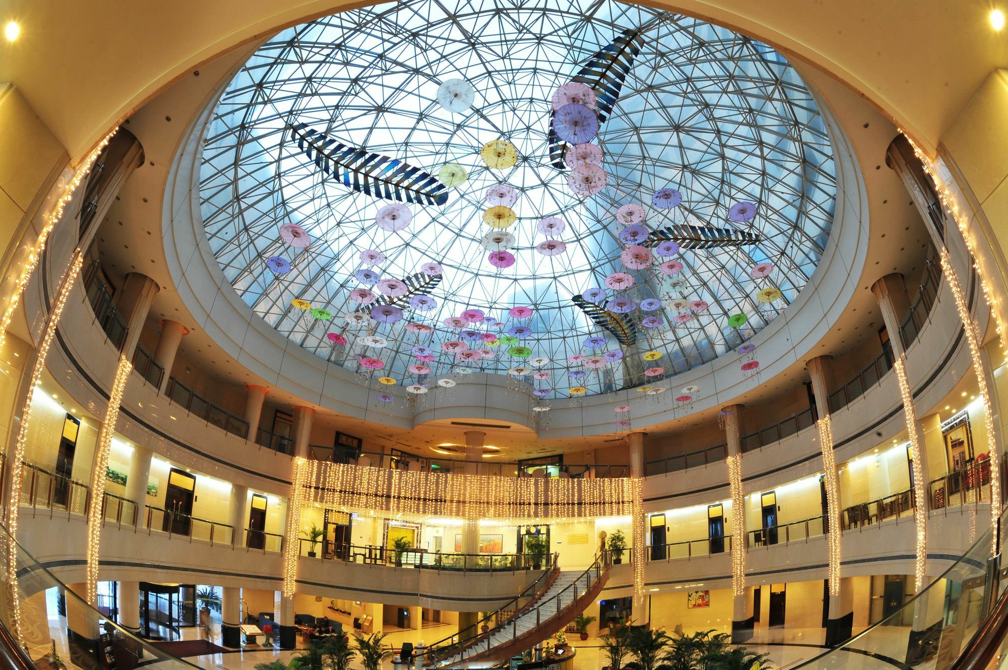 Hongyi Hotel Wuhan Exterior photo